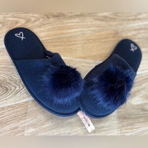 Victoria’s Secret navy pon-pon slips. New. size L (8-9)